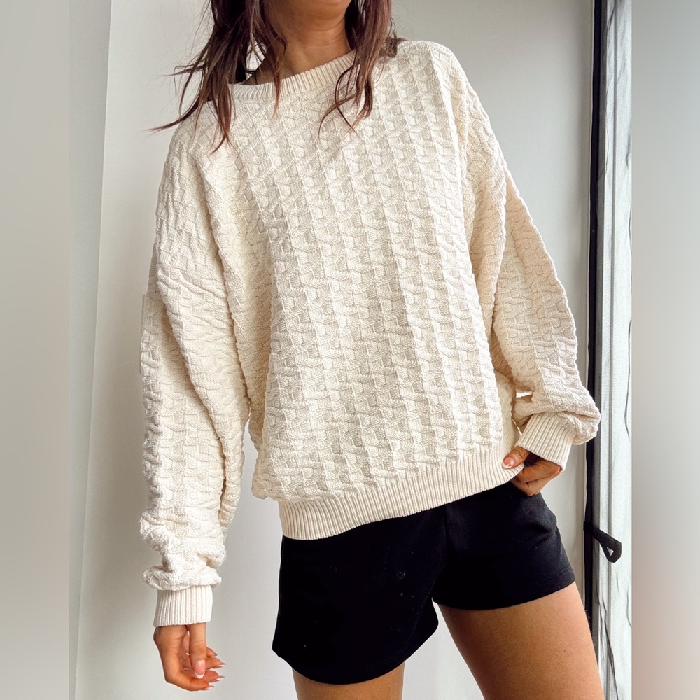 Vintage Wool blend Cream chunky knit Sweater- L